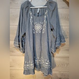 Monreno Long Sleeved Boho Flowy Dress